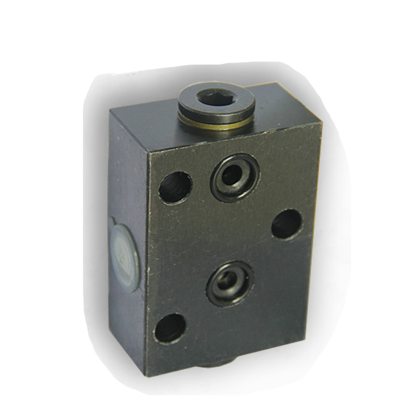 Hydraulic lock assembly front view