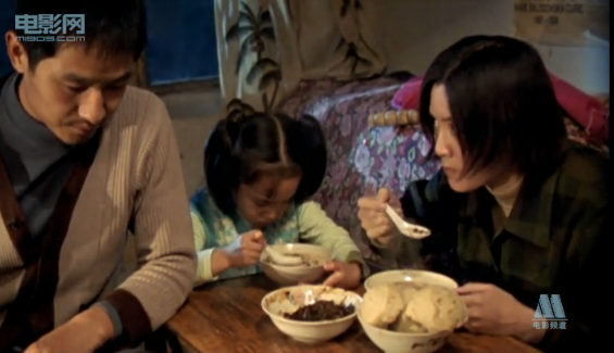 《那一片森林》是孙沙执导的大陆电影,主演有赵福余,白雪云,郭晓冬