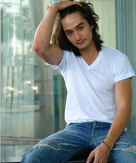 阿南达·爱华灵咸