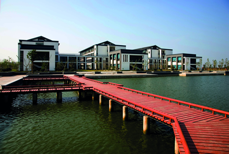  p> a href="#">苏州大学 /a>阳澄湖校区最早为1954年2月创办的上海