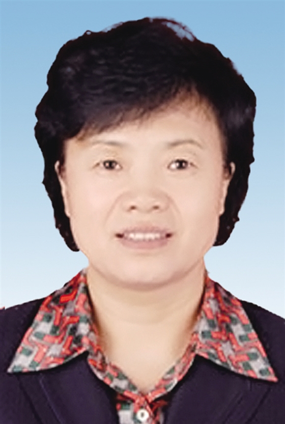  p>王纪萍,女,汉族,1955年10月生,山西省灵石县人,大学本科学历(自学