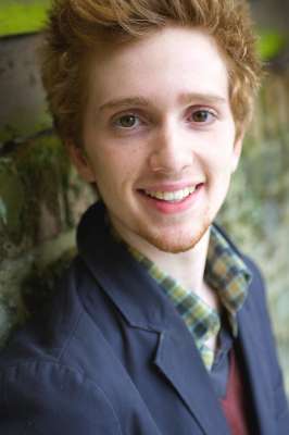  p>全名爱德华·莱姆斯·卢平(edward remus lupin),昵称泰迪.