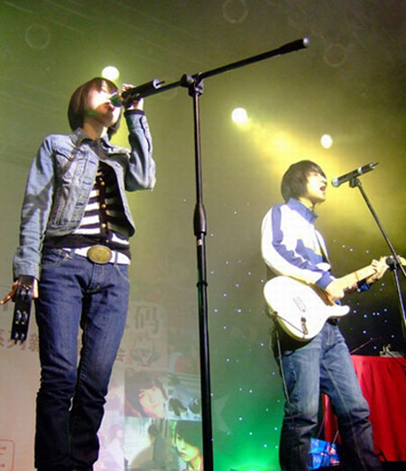  p>卡奇社是中国内地的一个男女流行乐组合,由 a href="#" data-lemma