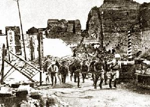 年4月至12月期间贯穿中国河南,湖南和广西三地进行的大规模进攻战役