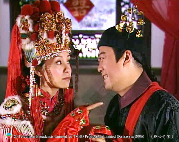  p>《施公奇案》是 a target="_blank" href="/item/香港无线电视