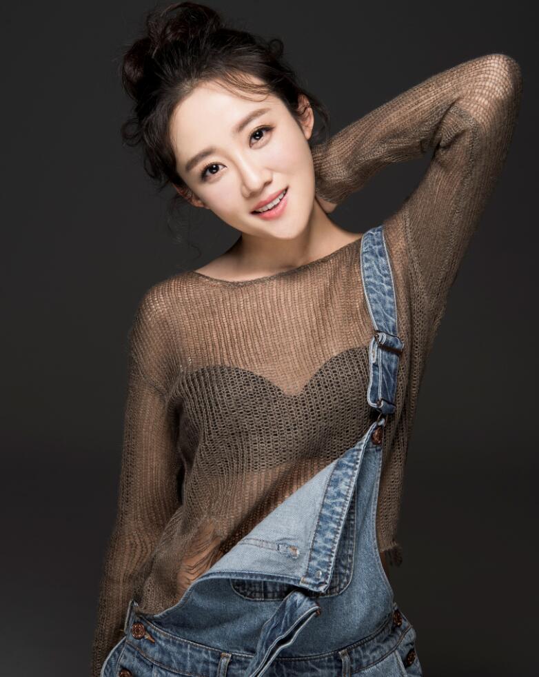 " data-lemmaid="8086573">内蒙古大学艺术学院 /a>,中国内地女演员