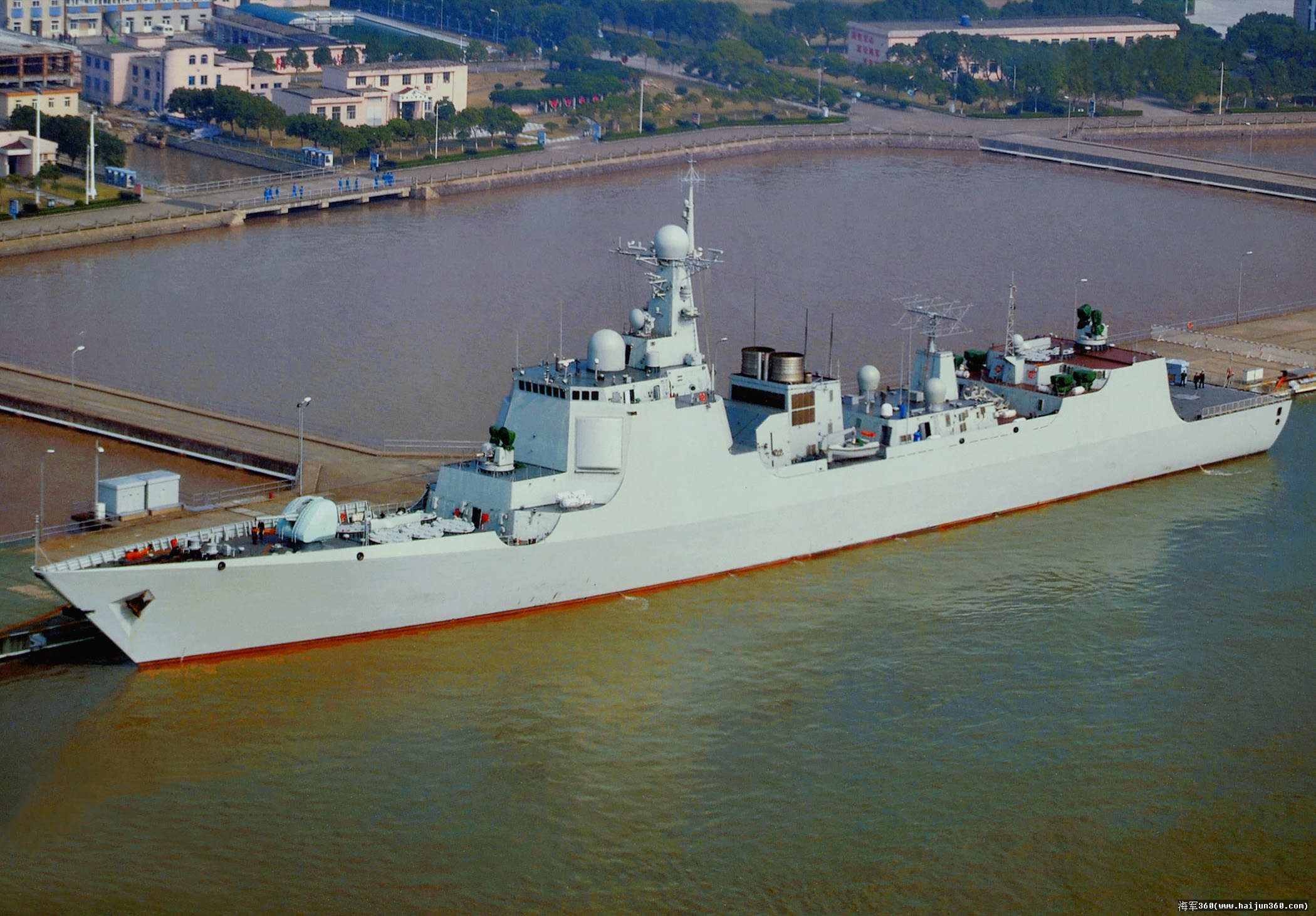 052c型导弹驱逐舰