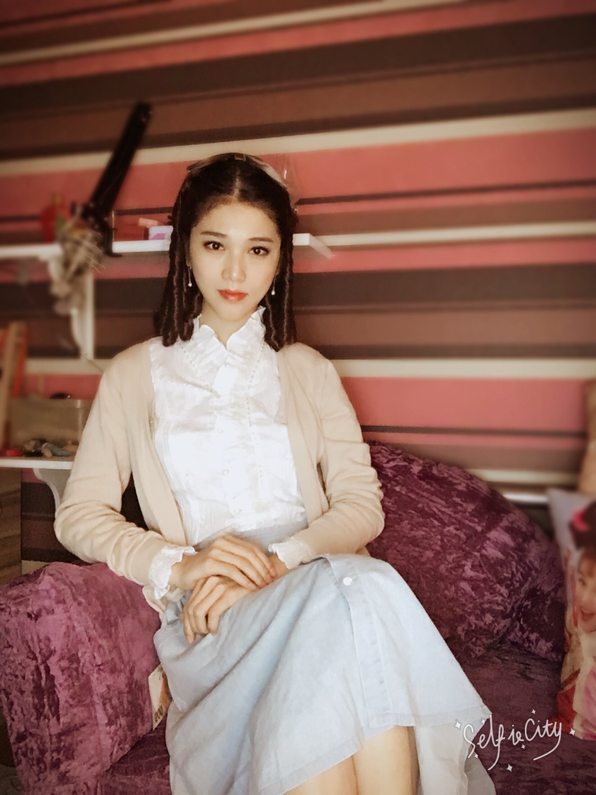  p>黄乙琳,女,来自福建厦门,中国内地女演员,模特,拍摄过多部电影和