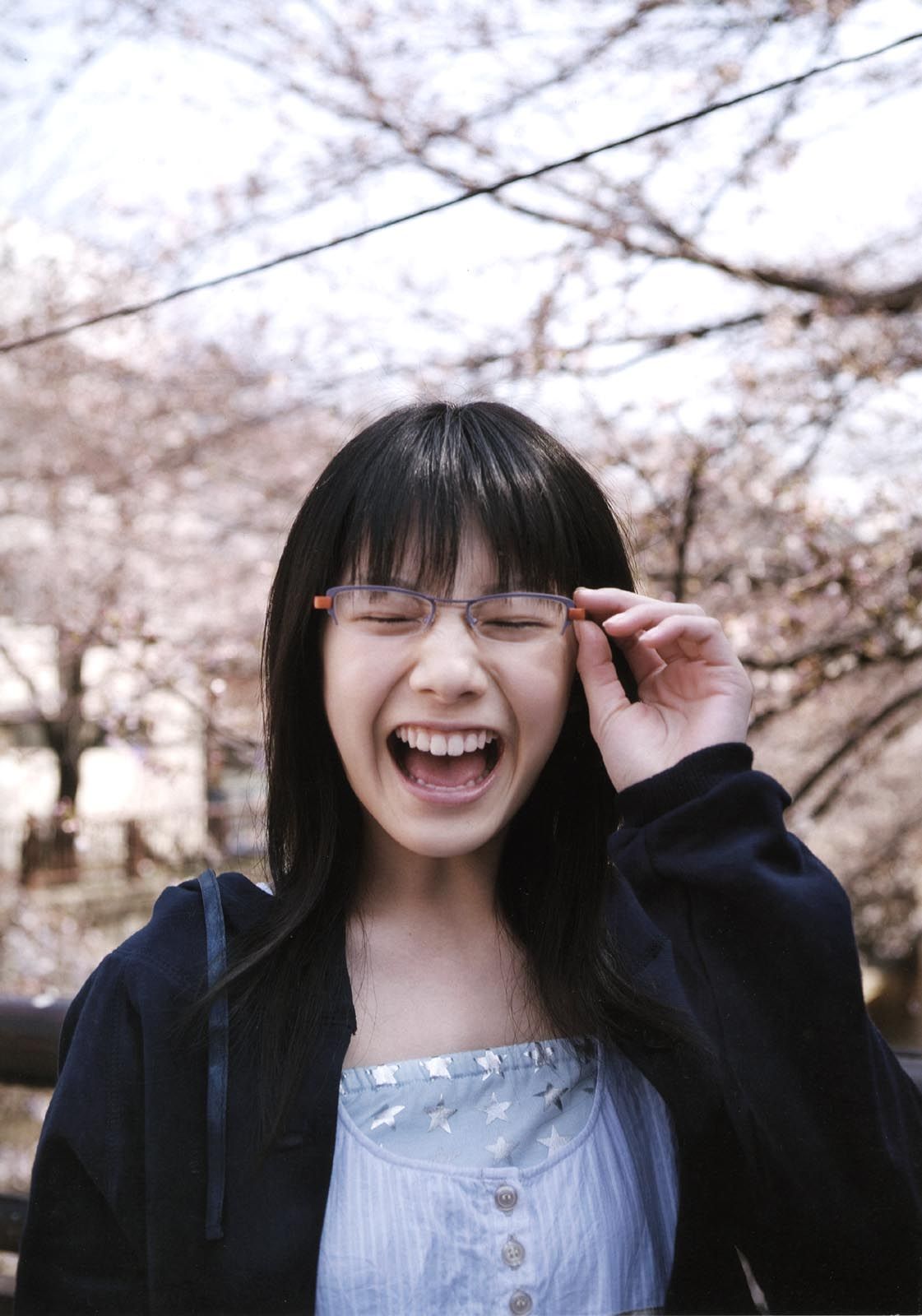  p>夏帆 i>(kaho) /i>,1991年6月30日出生于东京,日本女演员,模特