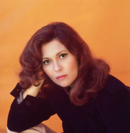  p>费·唐纳薇(faye dunaway),1941年1月14日出生于美国佛罗里达州