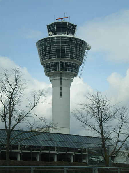  p>慕尼黑机场(德语:flughafen münchen,iata代码:muc, icao代码
