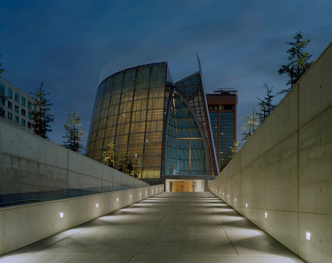  p>耶稣光明大教堂(cathedral of christ the light)位于 a href="#">