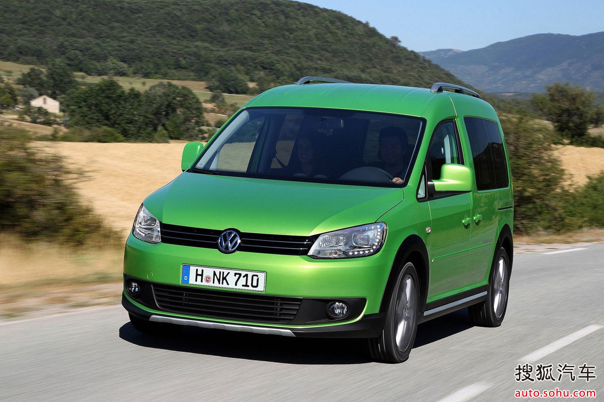 按大众原来的叫法是紧凑型面包车. /p> p>2004年2