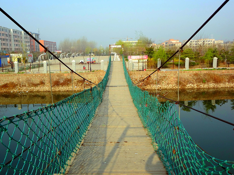  p>阳城公园地处周口市商水县城北,东临s206(周商大道),西接商水新体