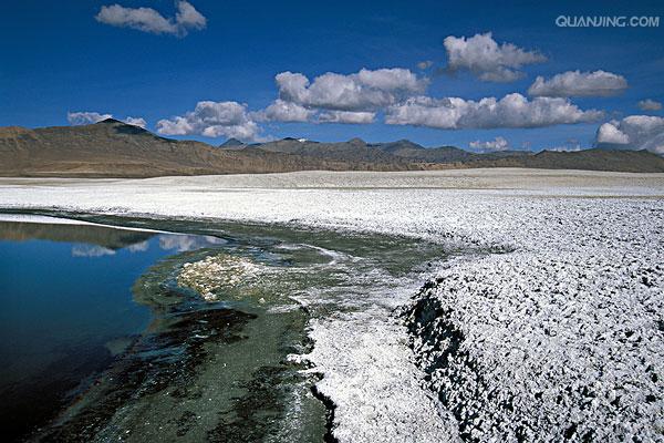  p>咸水湖(salt water lake)是水的含盐度超过1‰的 a href="#" data