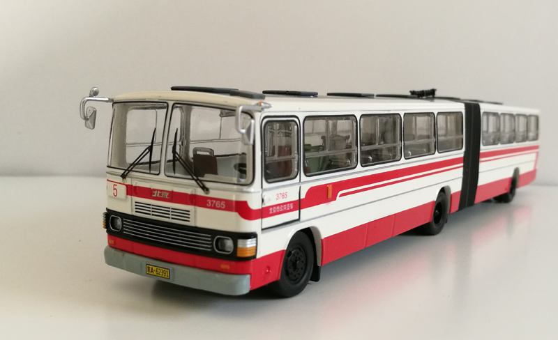 研制成功bk670型铰接式公共汽车