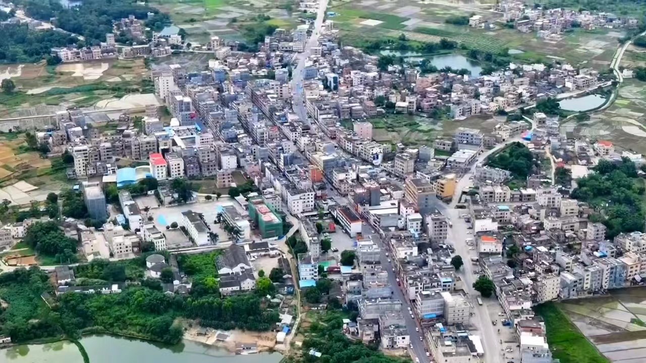 塘镇,隶属于广东省云浮市<a target="