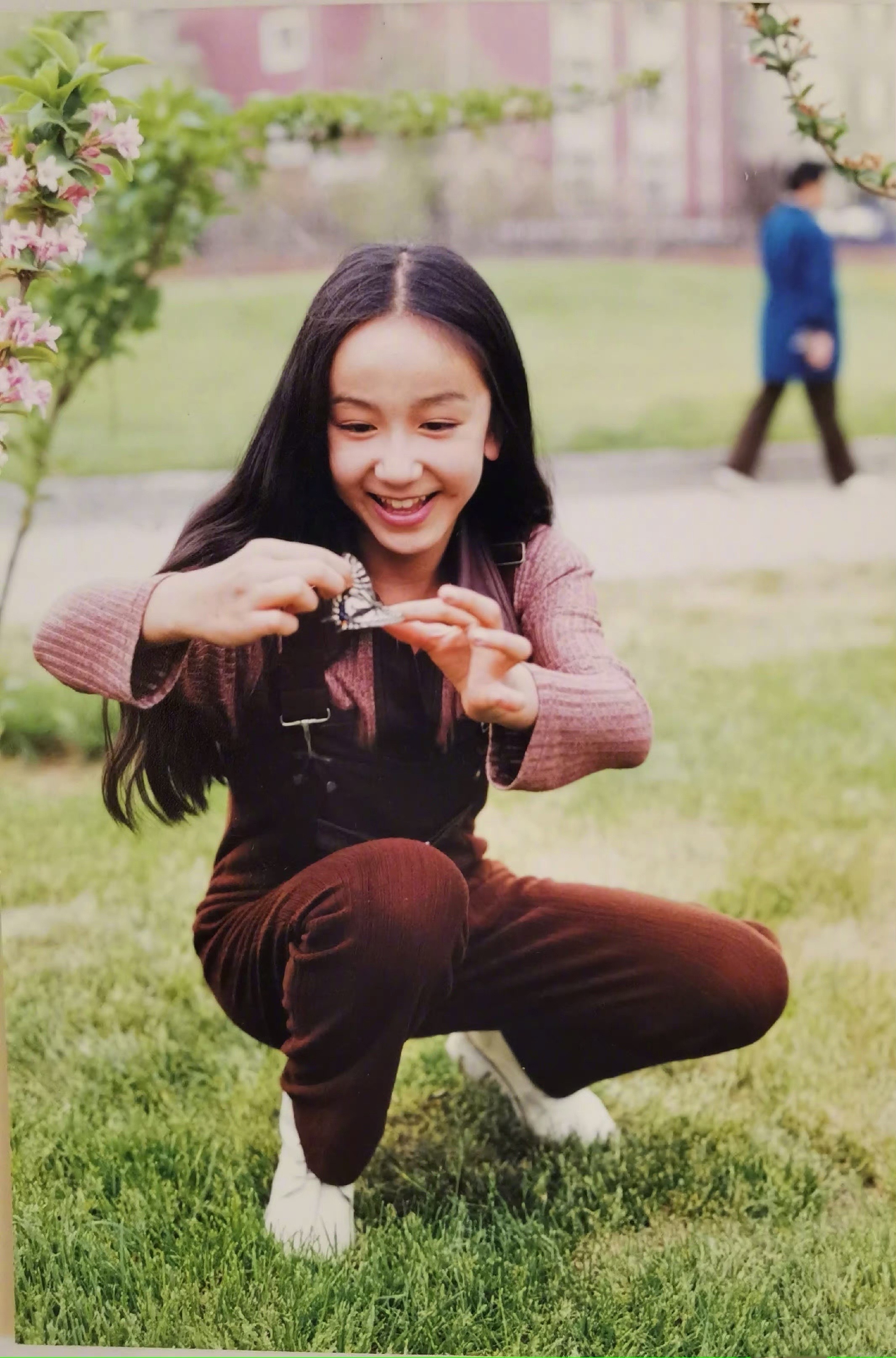  p>娄艺潇(loura),1988年12月27日出生于辽宁省 a target="_blank"