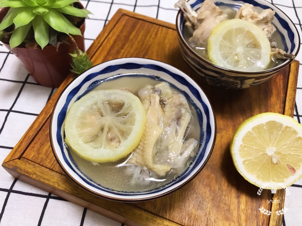 柠檬煲鸡汤