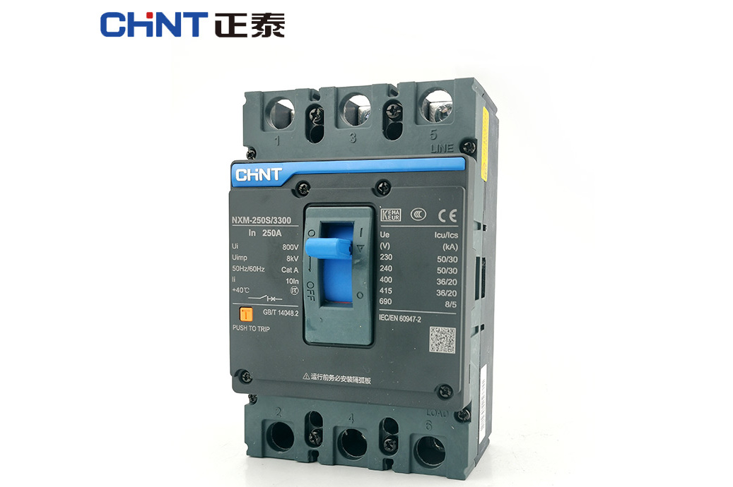  p>正泰塑壳断路器,又称正泰塑料外壳式断路器,简称正泰mccb ,作为