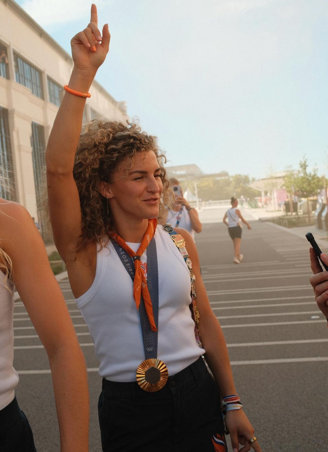 verschoor),女,1994年4月22日出生于多德雷赫特,荷兰曲棍球运动员,场