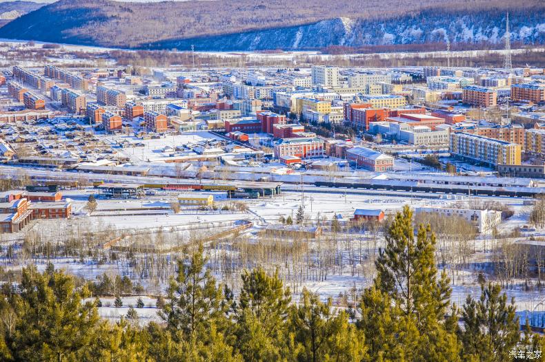  p>瓦拉干镇,隶属于黑龙江省大兴安岭地区 a target