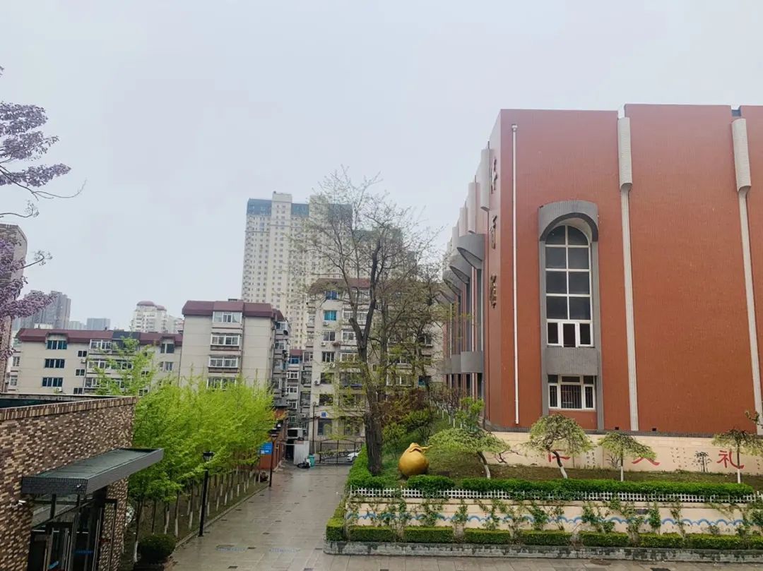 大连市第二中学