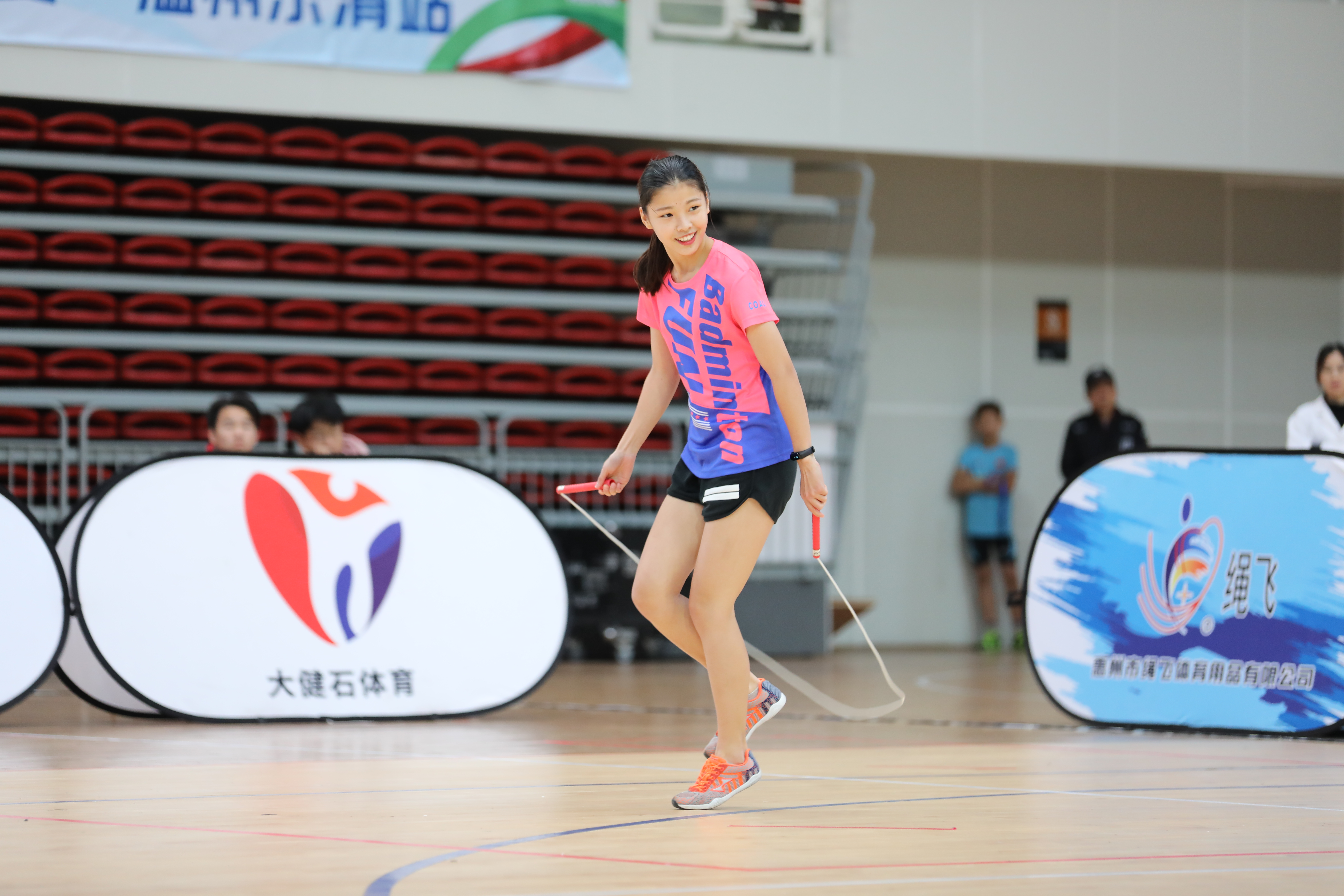  p data-id="gnb3t09wgl">杜婷婷,2018年世界跳绳锦标赛中女子30秒单