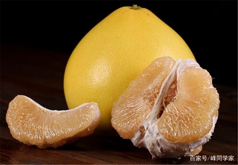 红心柚，包括了红心蜜柚、三红蜜柚、处红柚，你知多少？_百科TA说