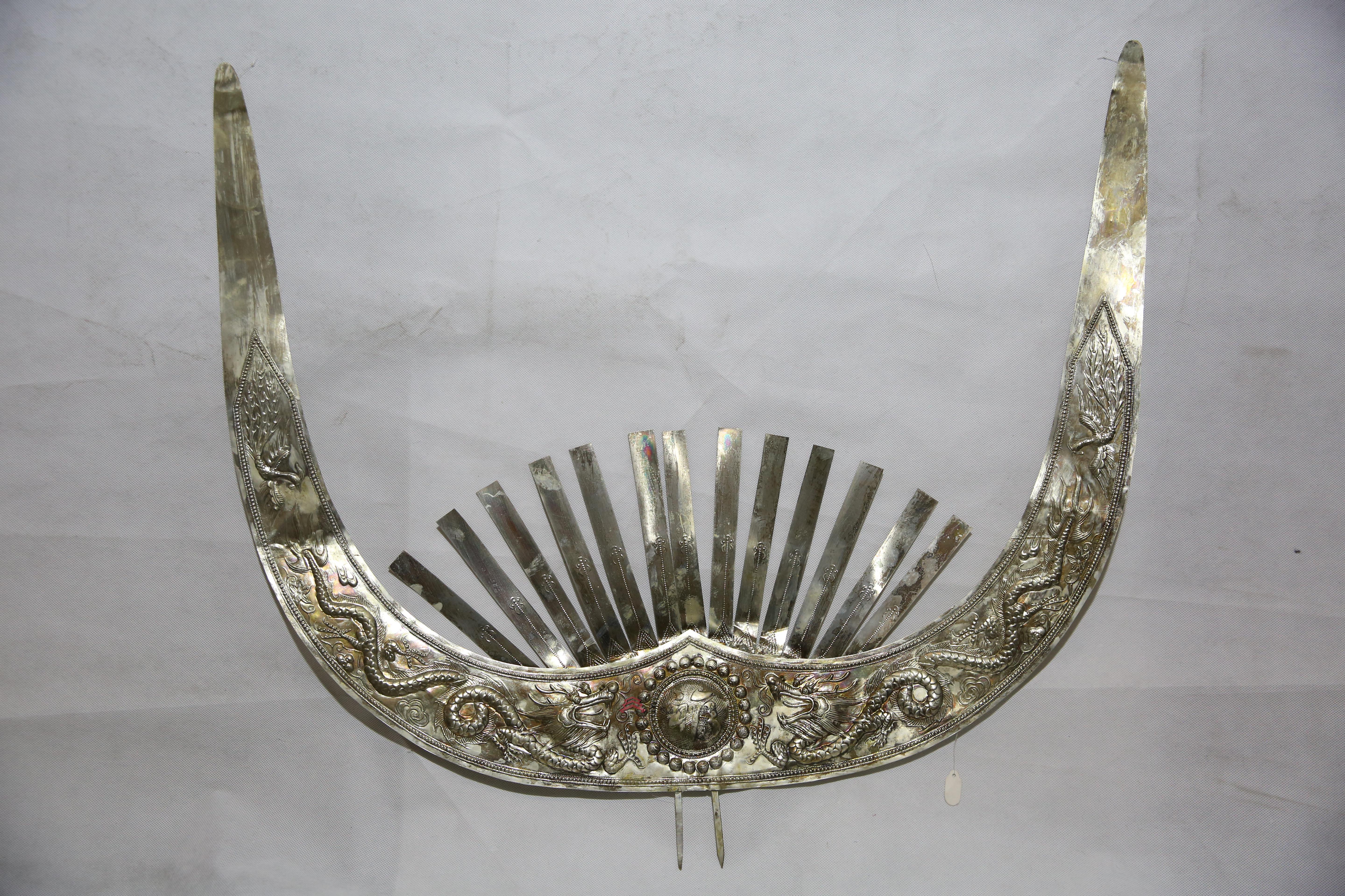 当代苗族大仿银角