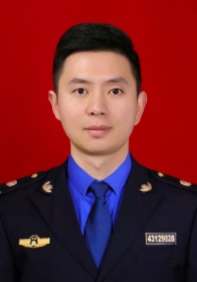 胡勇