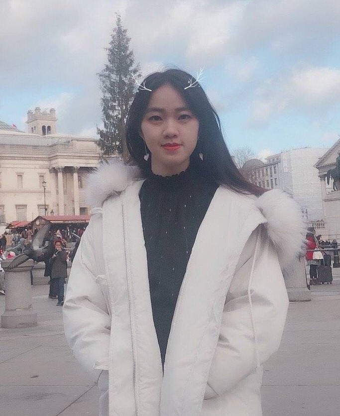 不少海外留学生也自发为武汉,为祖国加油,南通姑娘周洁就是其中一个