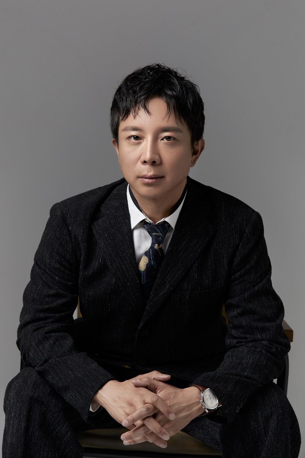  p data-id="gnwj9hk5n3">赵志刚,出生于北京市,中国内地男演员.