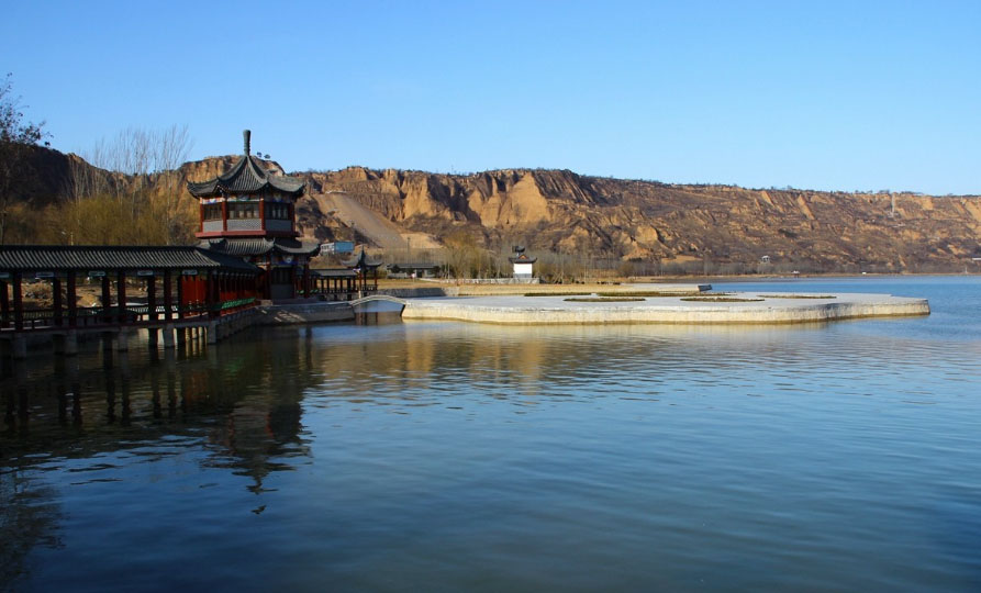 位于 a target="_blank" href="/item/芮城">芮城 /a>县东20公里 <aa