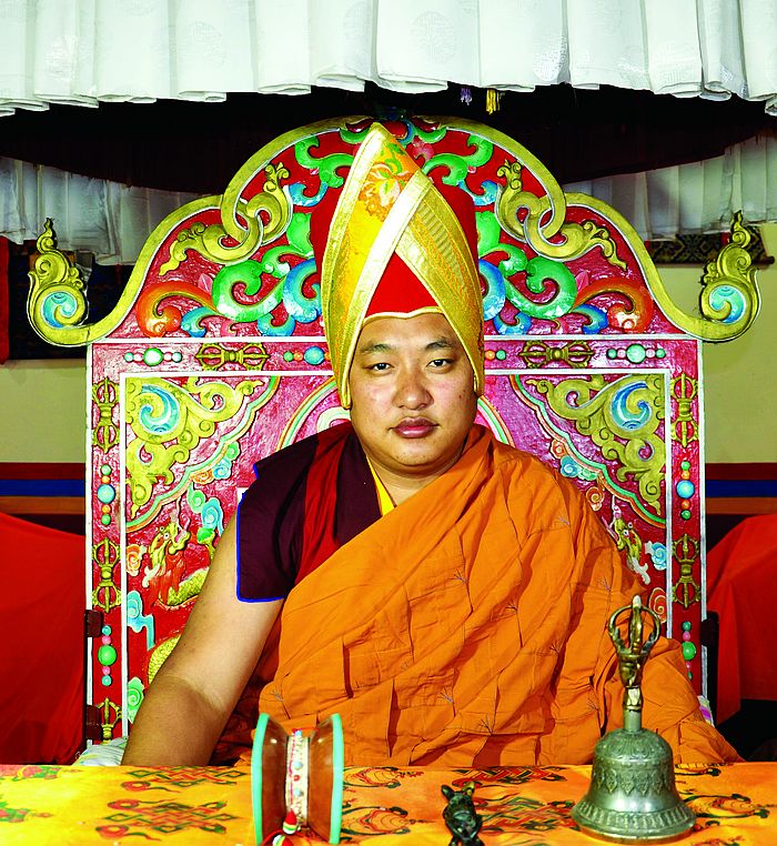  p>红城寺,又名御令宝塔寺,位于甘肃省临夏州永靖