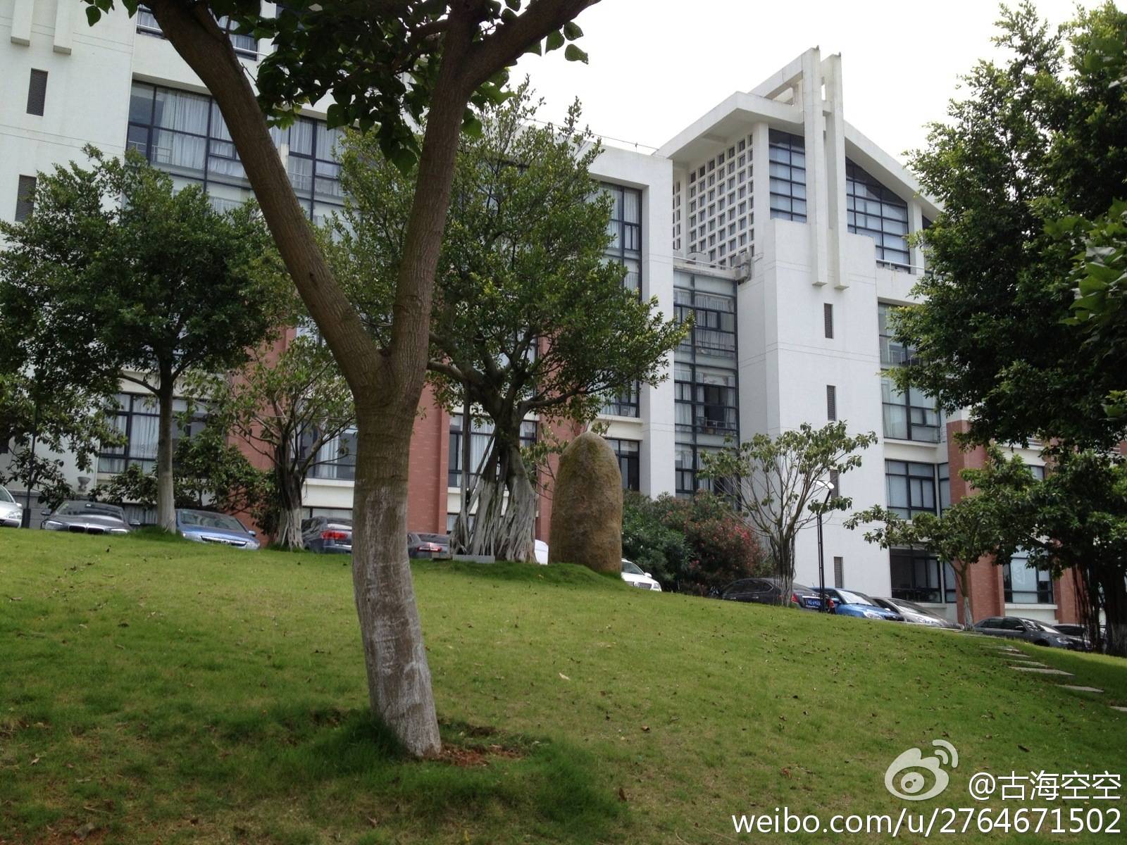 总投资5千多万元,容纳 a target="_blank" href="/item/厦门大学