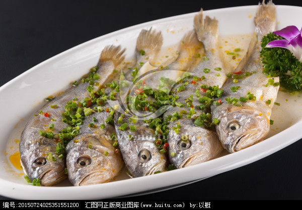 清蒸小海鱼