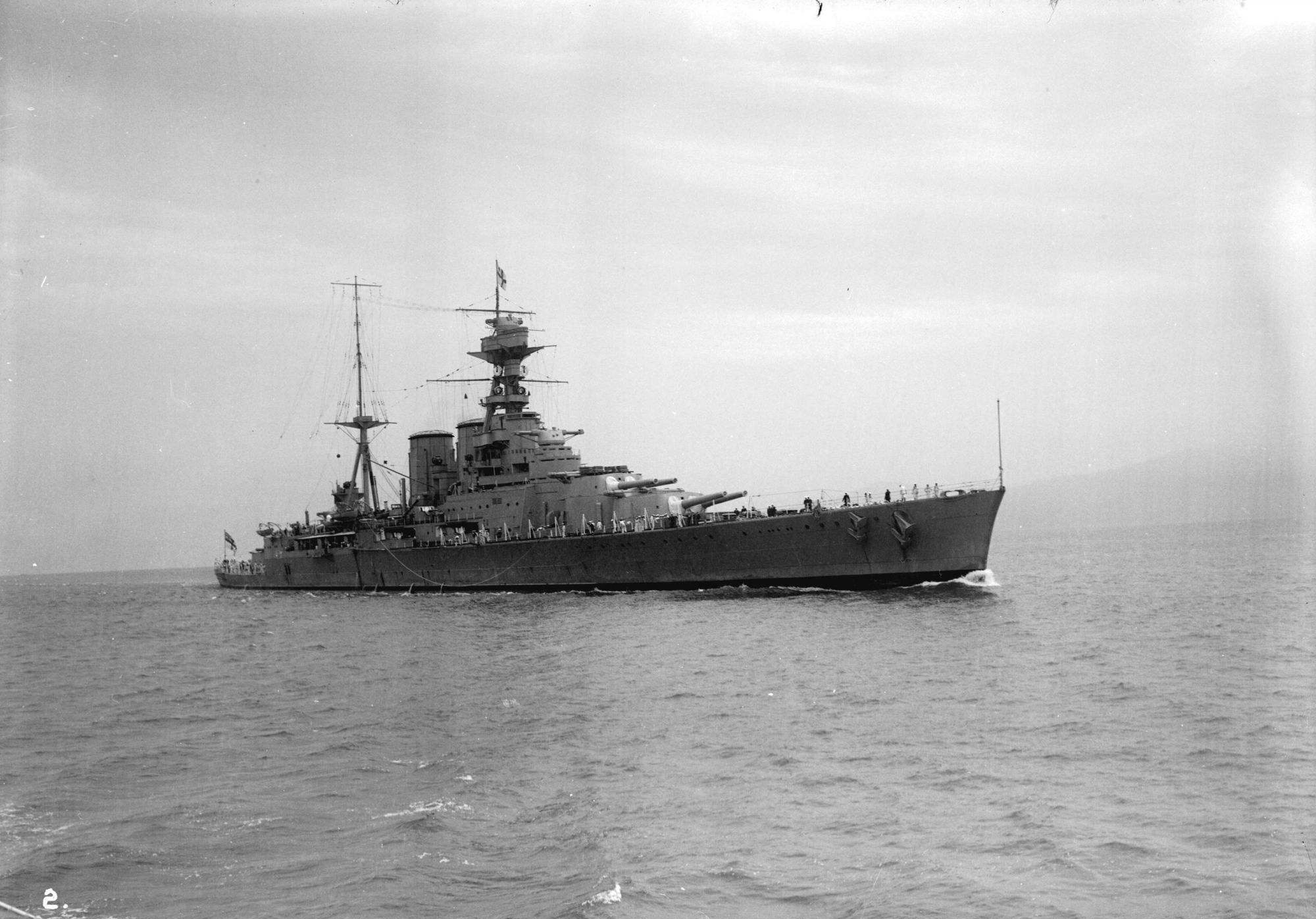  p data-id="gnzyhposl7">胡德号战列巡洋舰(英文:hms hood ,舷号:51)