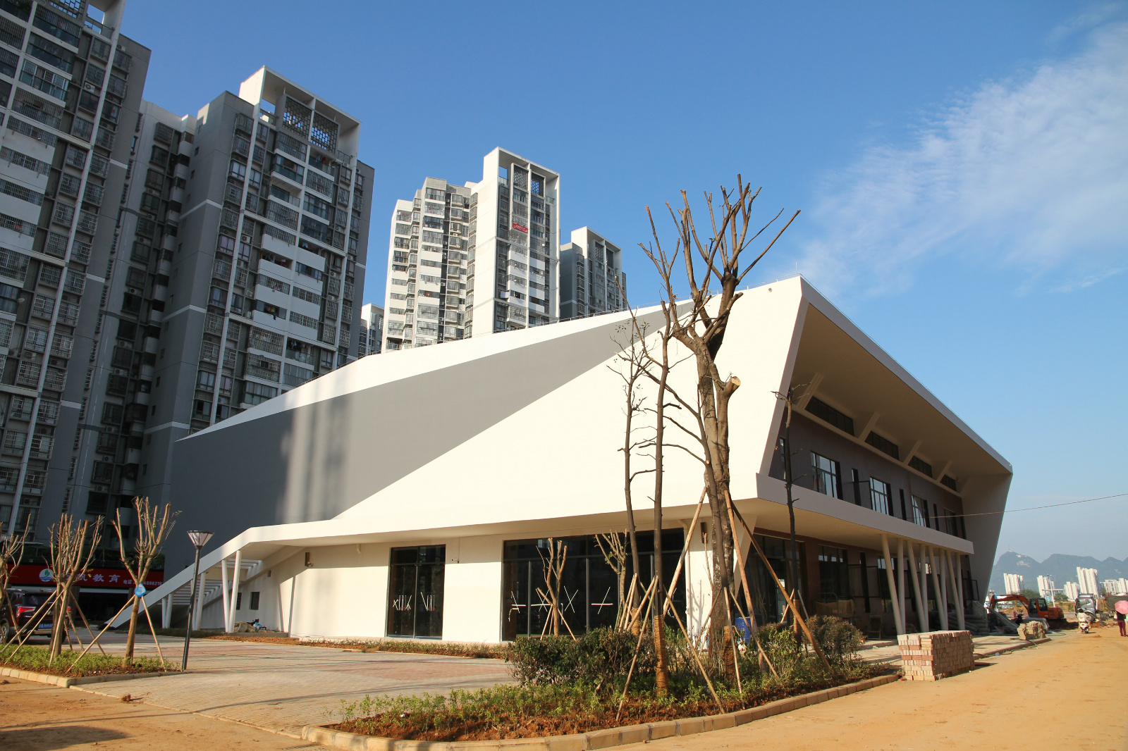 柳州市德润中学