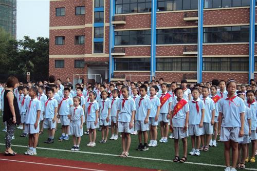 杭州外语实验小学