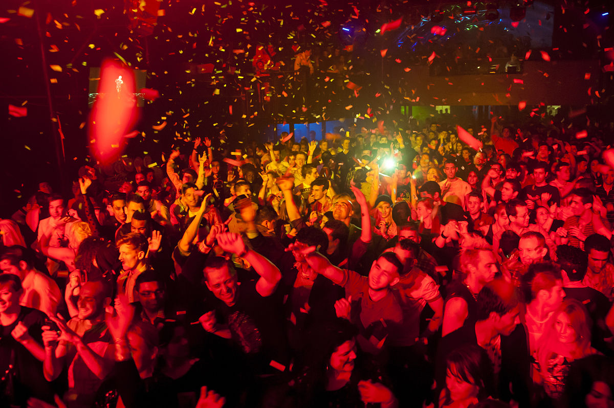 11·26西班牙舞池楼板坍塌事故