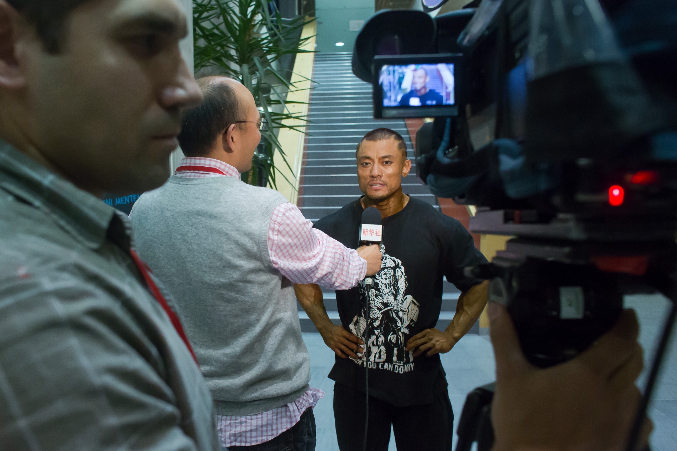  p>辛健,1981年7月7日出生,身高168厘米,体重75至80公斤,亚洲健美联合