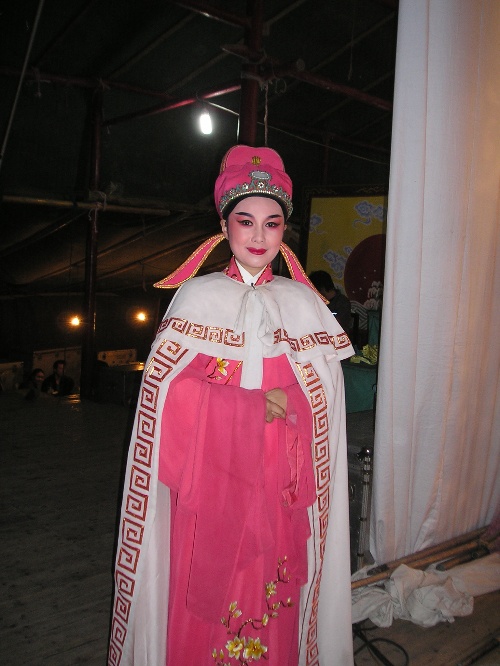  p data-id="gnwikppwq8">魏春芳,1991年从艺,师承越剧 a target="