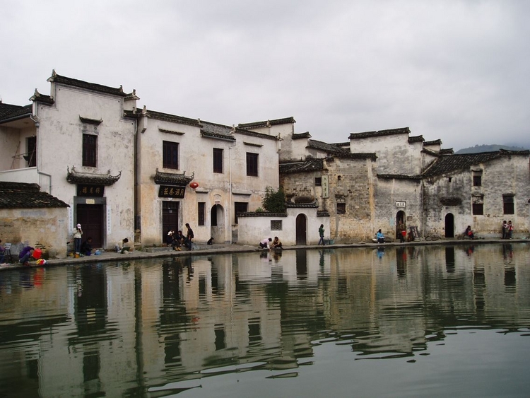 data-ctrid="swtfm7qkf5xd">中国各地的居住建筑,又称民居