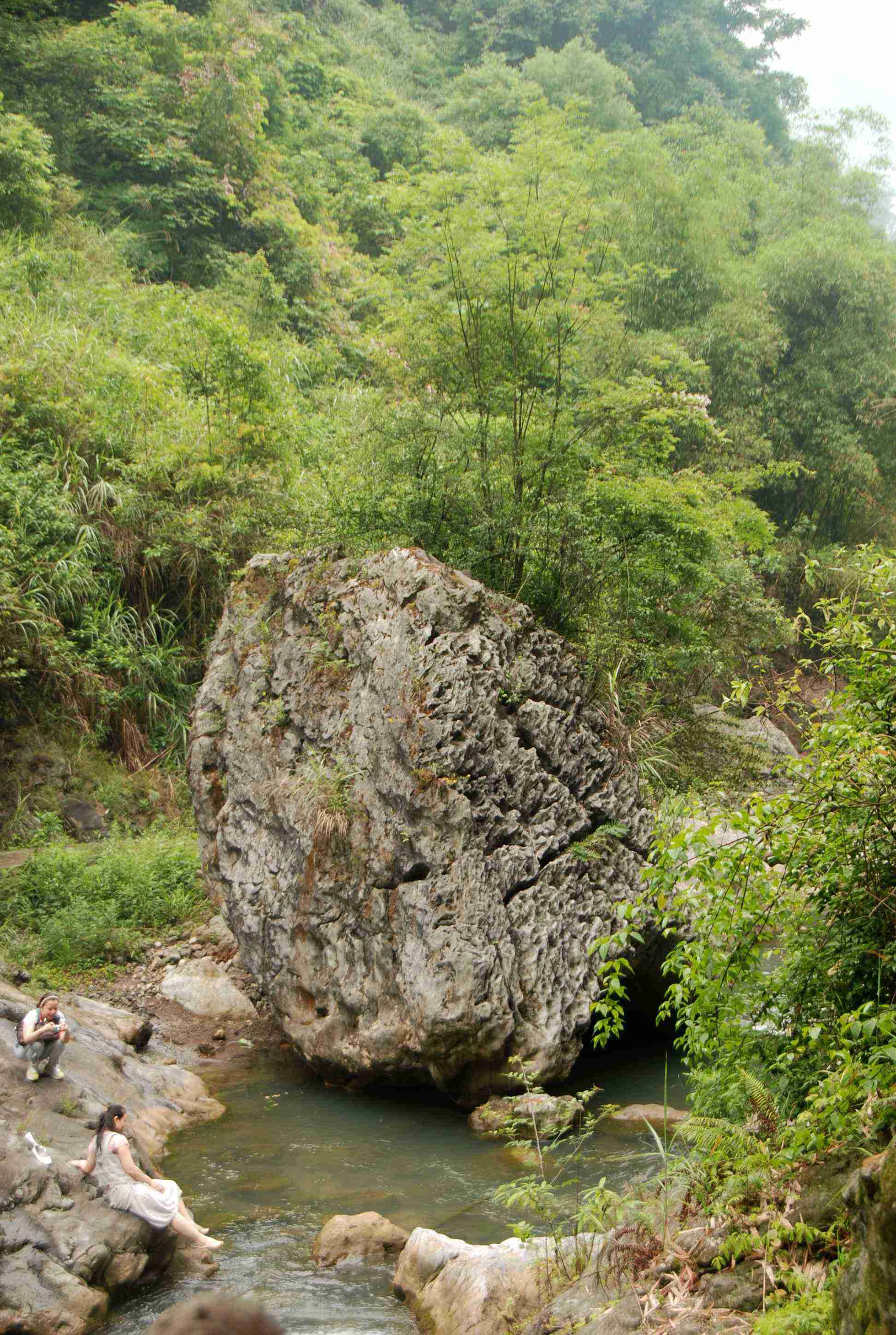 华蓥大峡谷