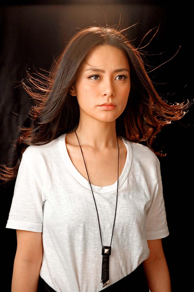  p>钟欣潼(阿娇,gillian chung),曾用名钟欣桐,1981年1月21日出生于