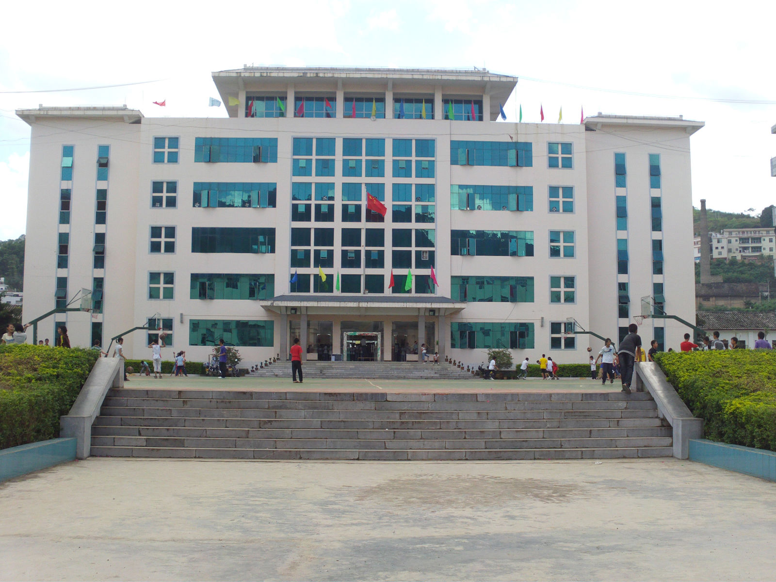 富宁县民族中学