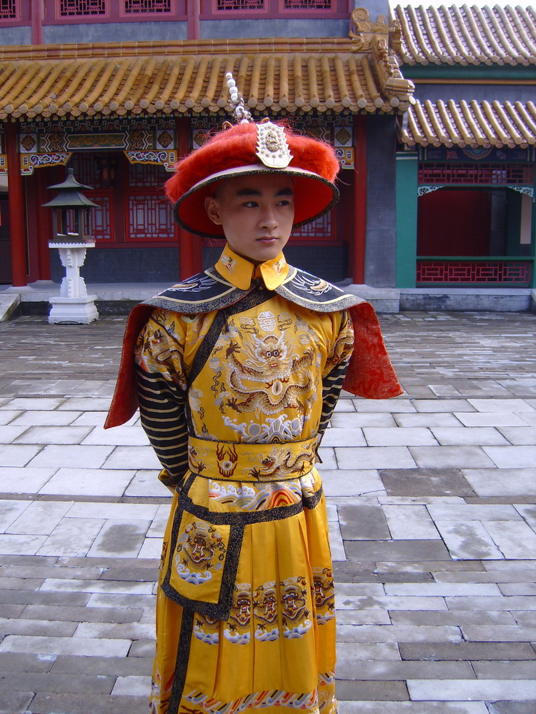 上书房/1581358" data-lemmaid="1581358">上书房 /a>》 饰演六阿哥