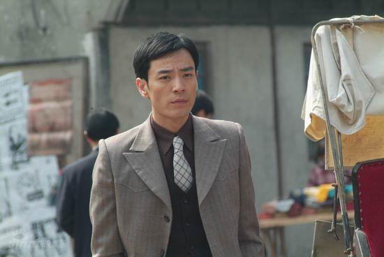 因主演近代剧《 a target="_blank" href="/item/走向共和/41033"