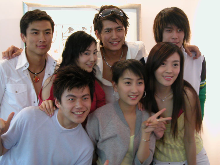  p>《夏日里的春天》是由 a href="#" data-lemmaid="13482116">唐辉 